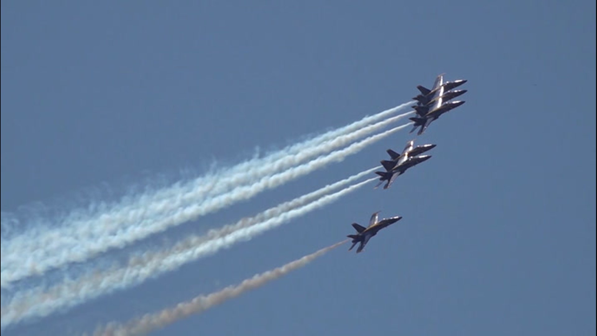 Blue Angels salute to health care workers | wwltv.com