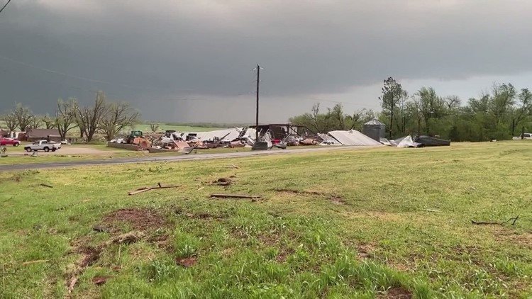 'The damage is unbelievable': Tornadoes kill 3 in Oklahoma