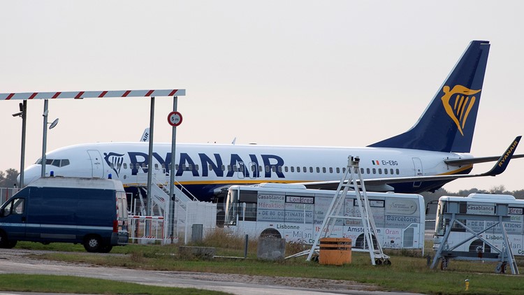 France Plane Impounded_1541792590434