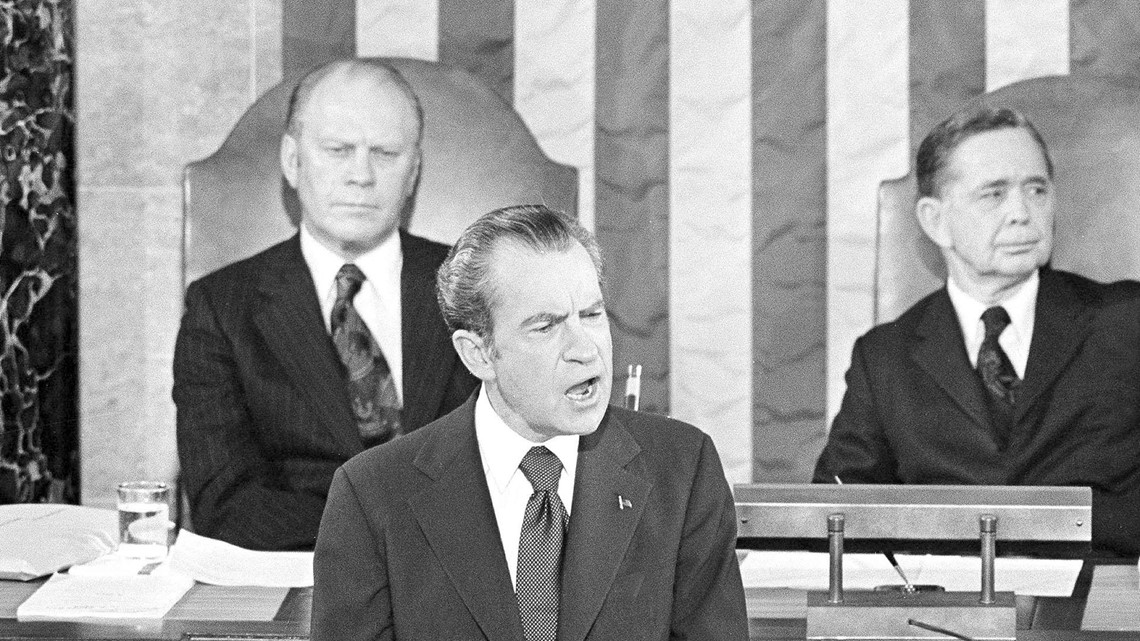 Trump warns against investigations in SOTU. So did Nixon 