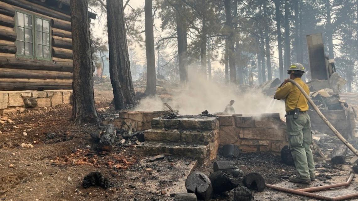 Wildfire along Grand Canyon's North Rim destroys historic lodge and is spreading rapidly