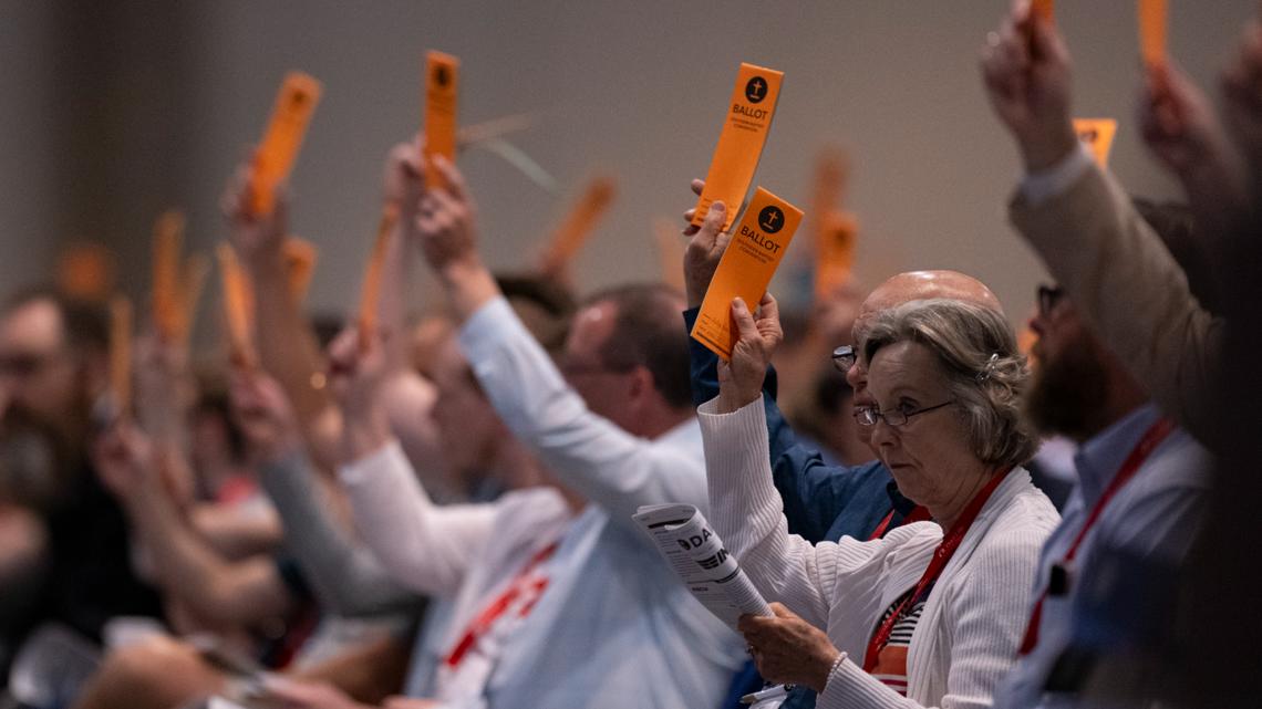 Southern Baptists expel church for having women pastors - Vimarsana News