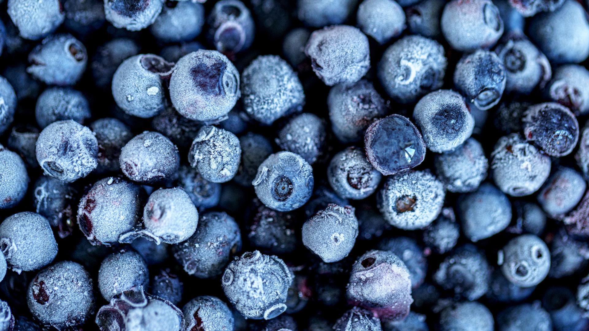 Frozen blueberry recall expands to 30 states over E. coli fears, Walmart and Tra...