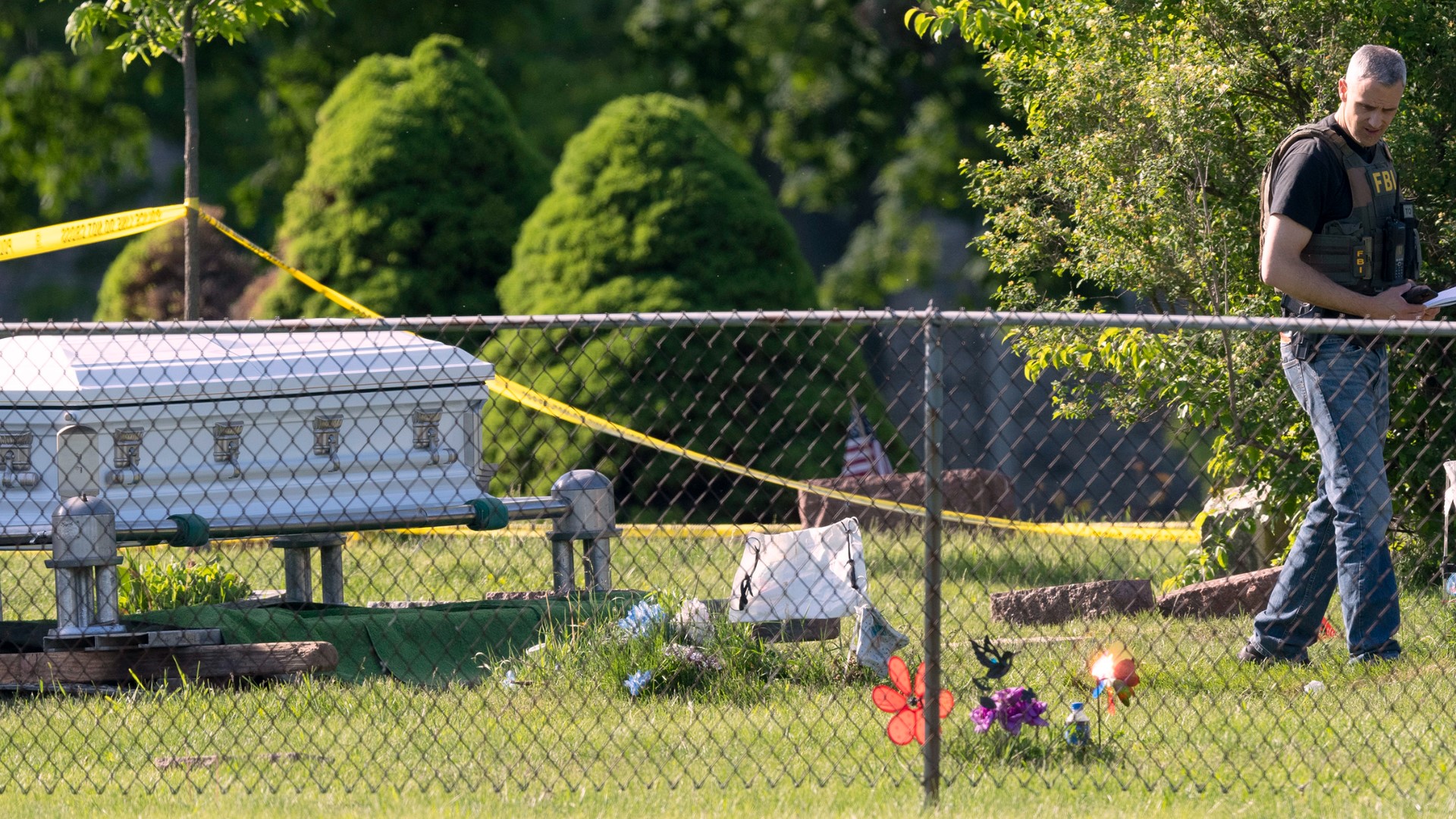 Shooting during funeral in Racine, Wisconsin At least 2 injured