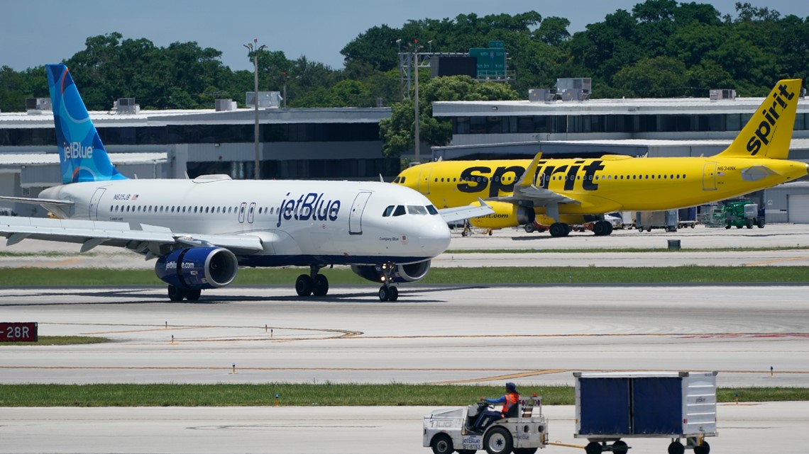Spirit Airlines shareholders approve JetBlue sale - Vimarsana News