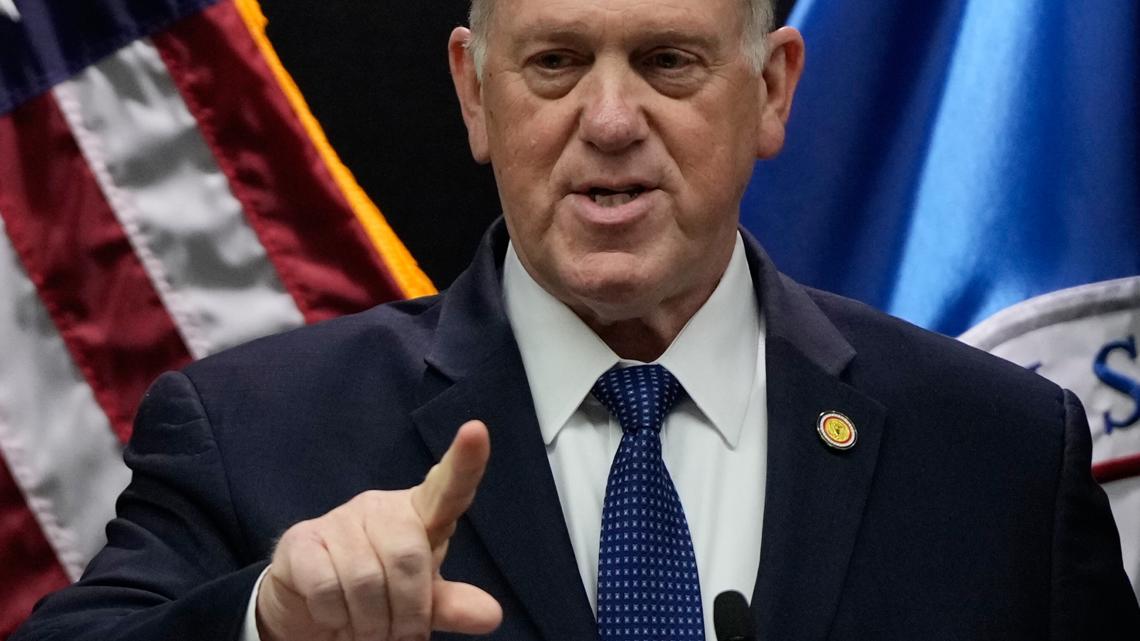 Trump's border czar says 700 immigration officers to immediately leave Minnesota