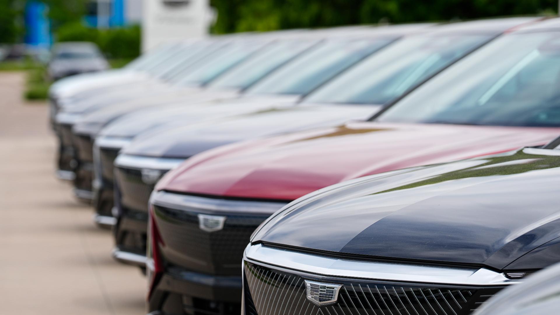Average cost to own a new vehicle rises above $1,000 per month, AAA ...