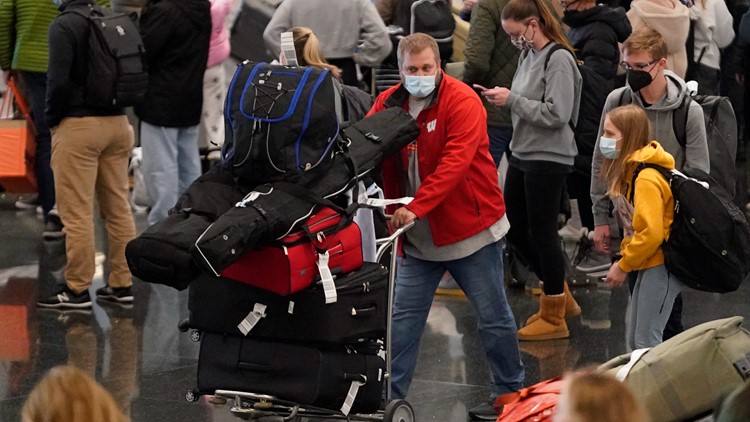 Mask rules different at every airport after TSA mandate struck down