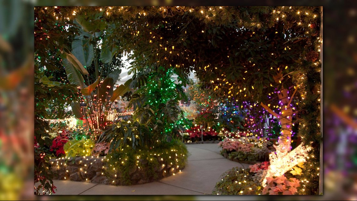 Christmas Lights Return To Manito Park S Gaiser Conservatory On Friday Wwltv Com