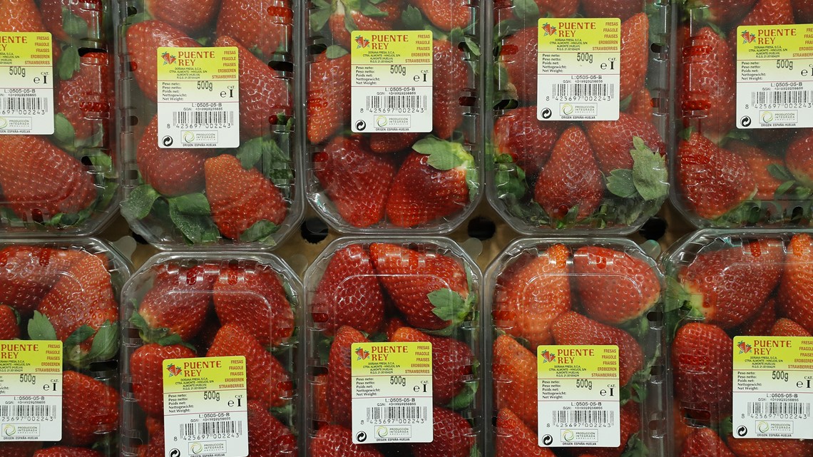 Strawberries, spinach top 'Dirty Dozen' list of fruits and vegetables