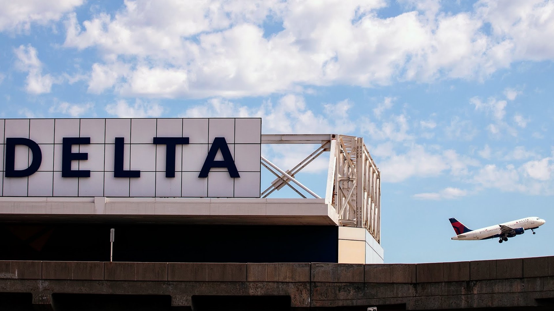 Delta Air Lines will charge employees on the company health plan $200 a month if they fail to get vaccinated against COVID-19.