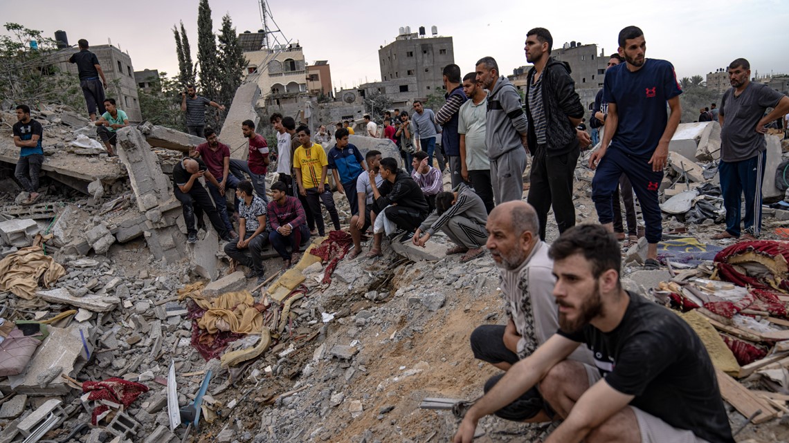 Heavy Fighting Rages Near Gaza's Largest Hospital | Wwltv.com