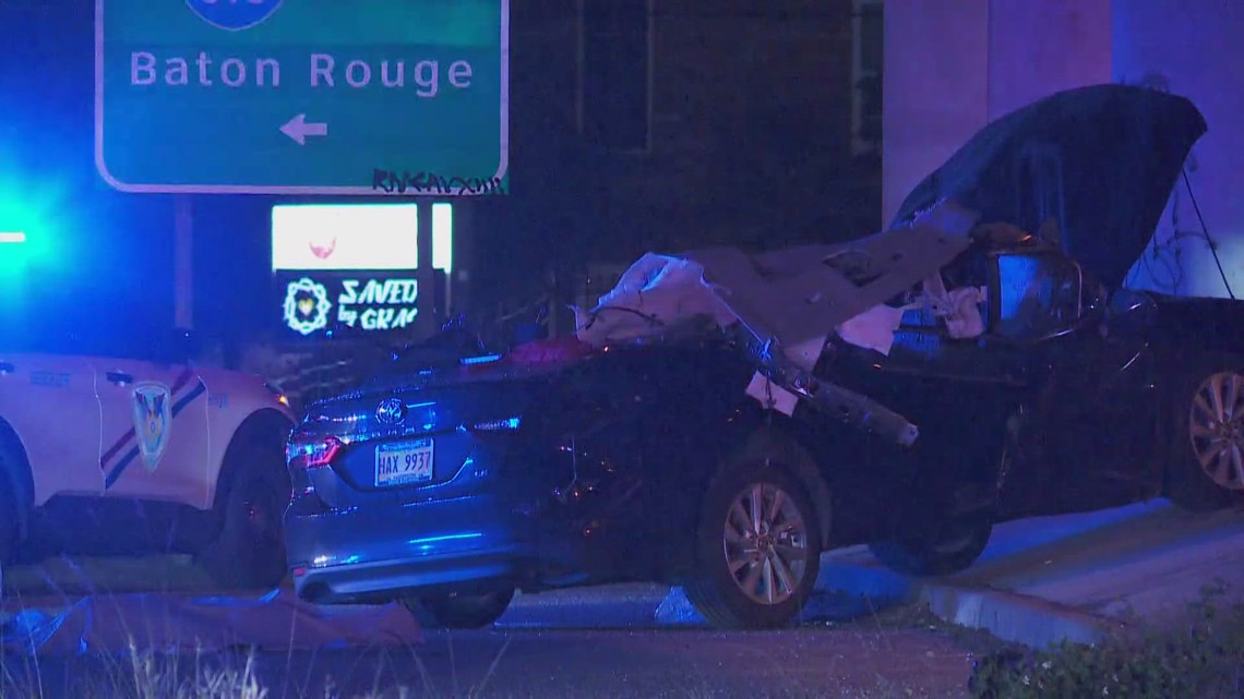 Coroner identifies two teens killed in police chase crash | wwltv.com