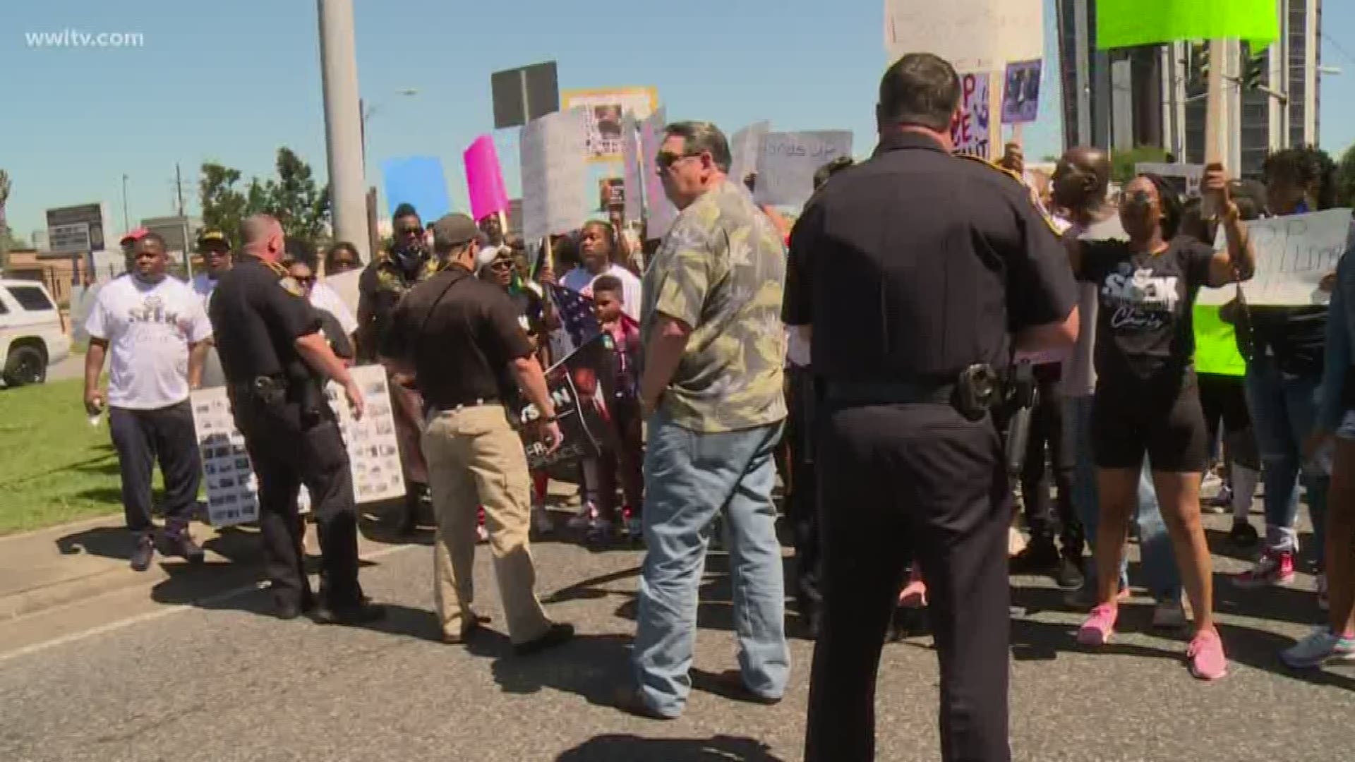 Protesters close expressway in Gretna during 'Justice Walk' for pair ...