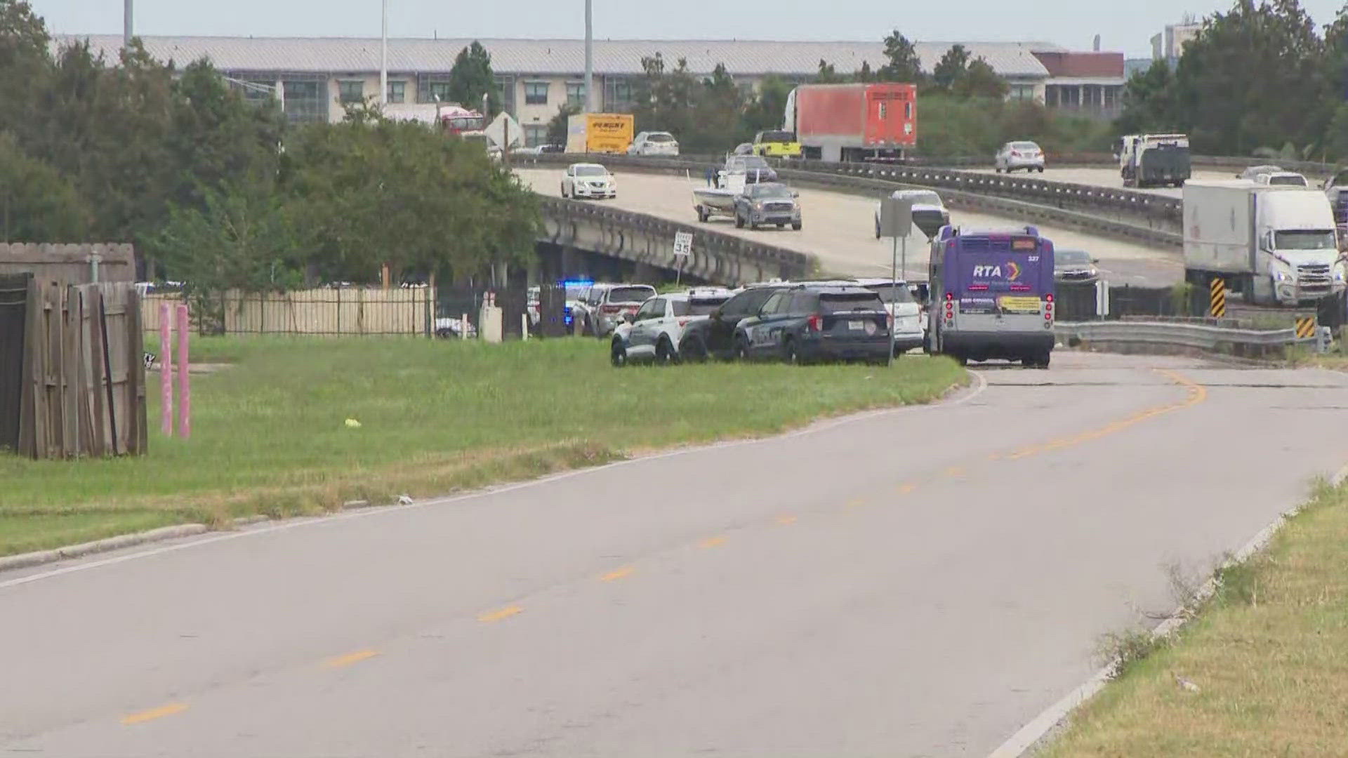 A heavy police presence in New Orleans East continues after the NOPD reported shots fired at a federal agents. WWL's Winston Reed reports from the scene.