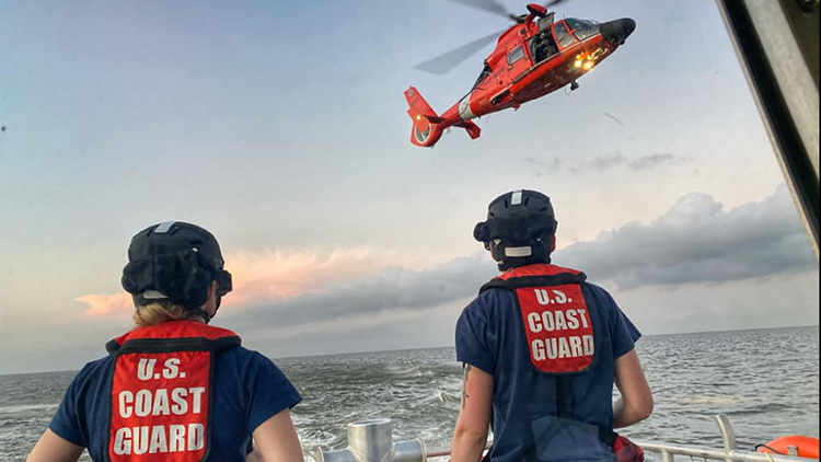 Coast guard, good Samaritan rescue jet skier from Lake Salvador