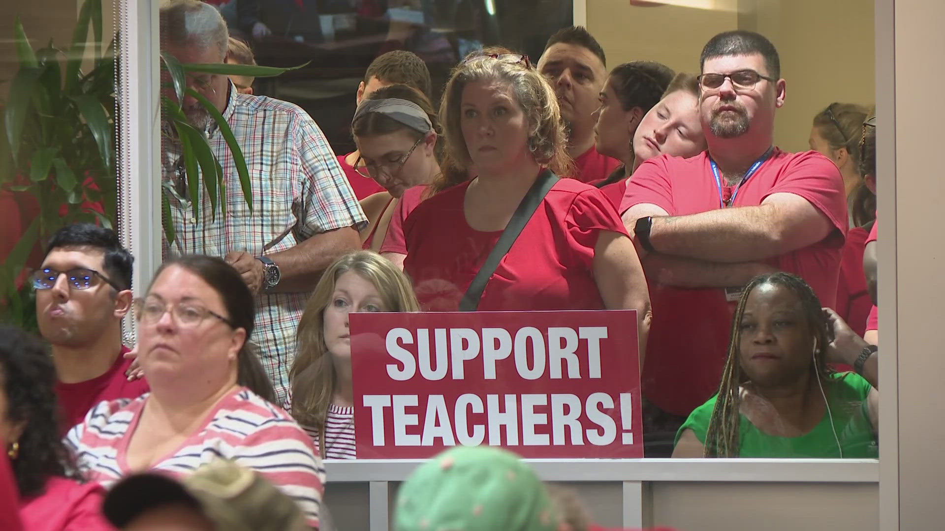 The St. Tammany Parish School Board voted on a measure in an effort to avert a teacher's strike.