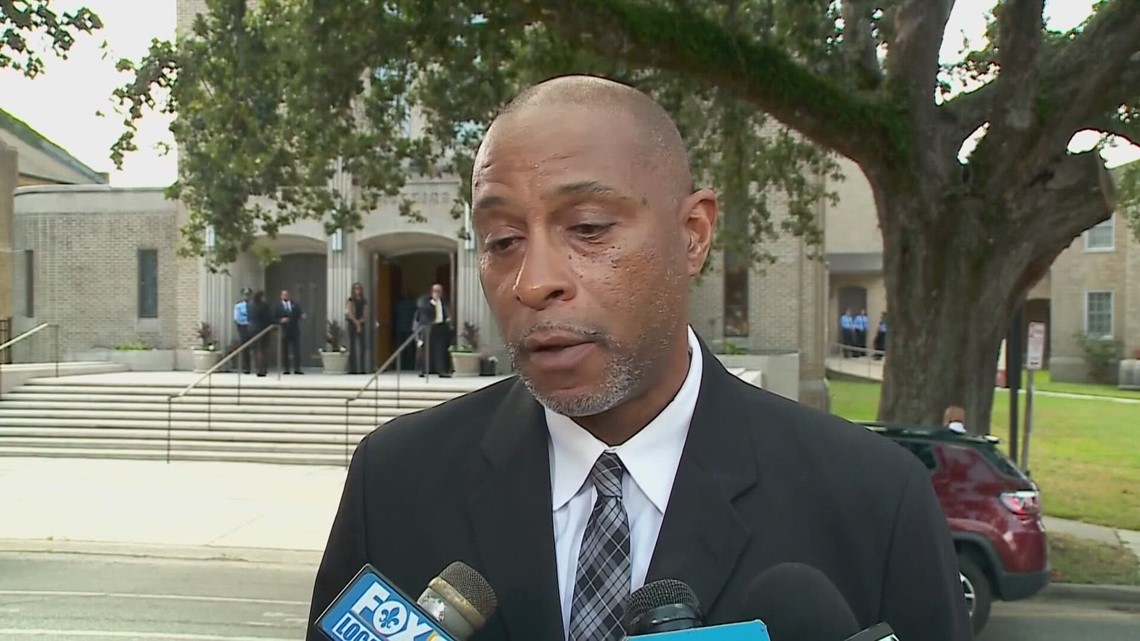 City council to decide fate of Cantrell's communication director Tuesday - Vimarsana News