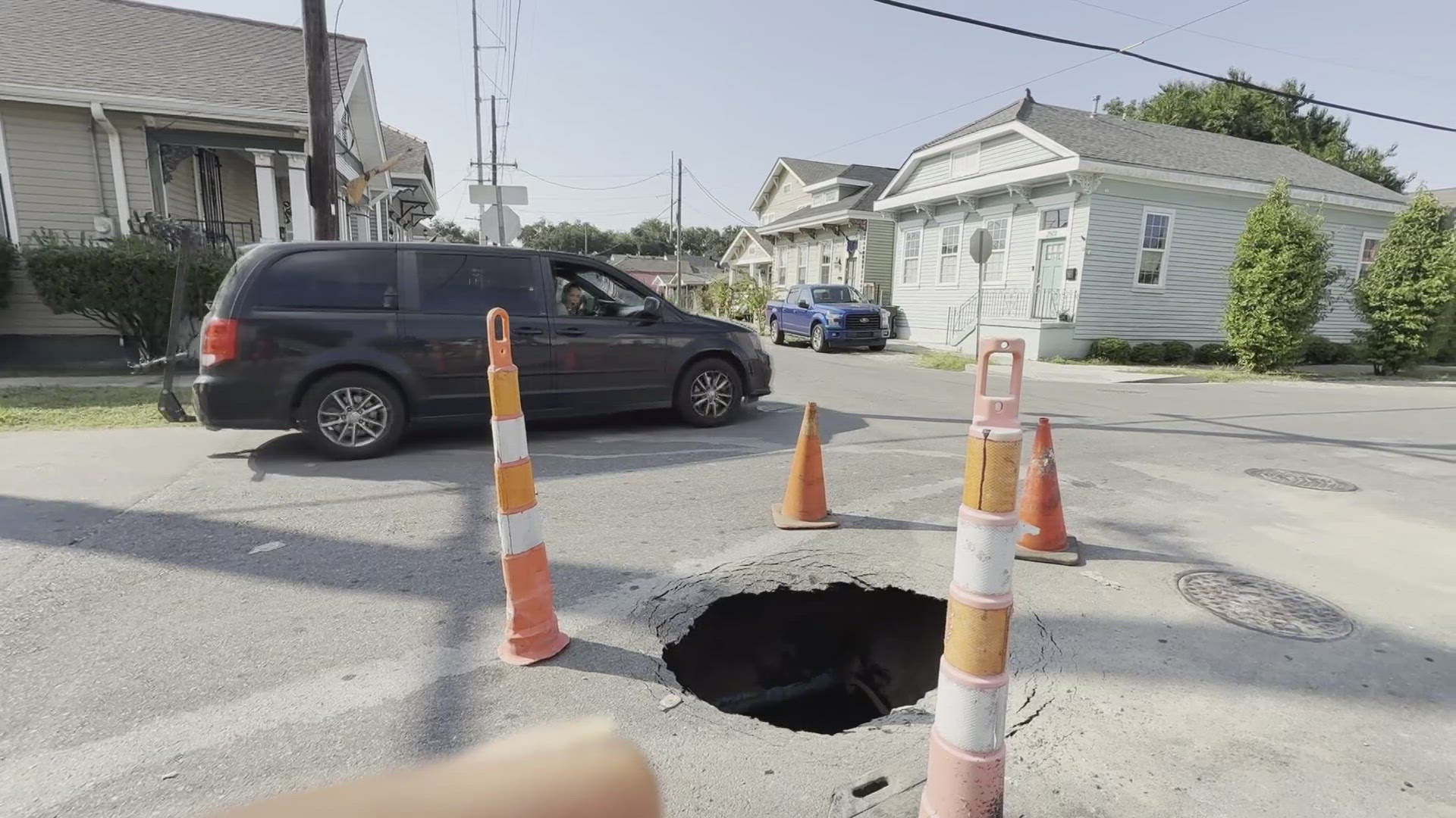 Large sinkhole disrupts traffic in Tremé intersection | wwltv.com