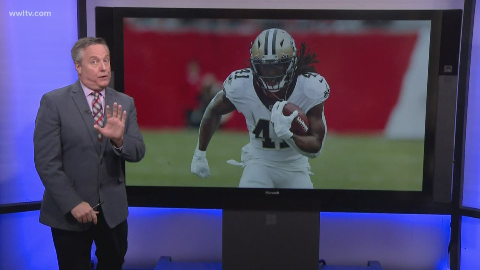 When Kamara gets more than 20 touches, the Saints are 5-0