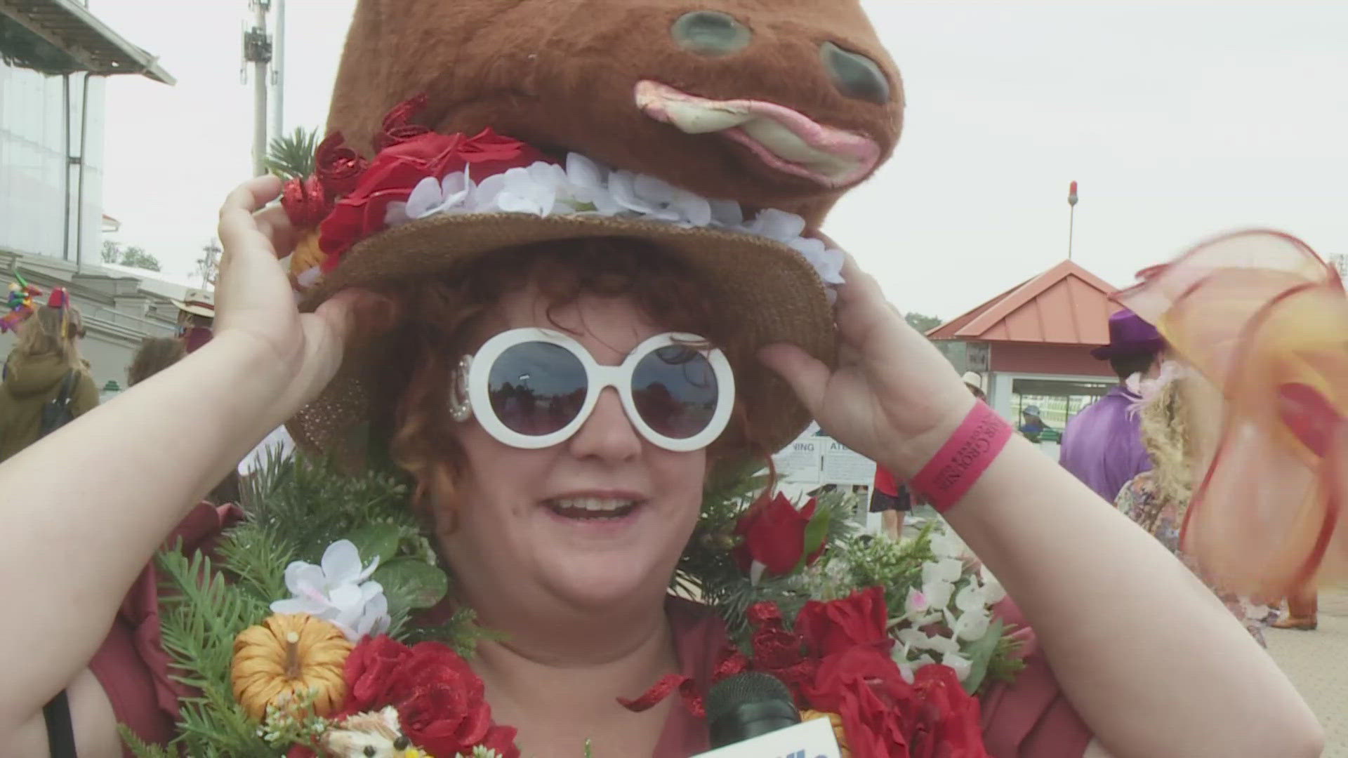 Thanksgiving at the Fairgrounds isn't just about the horses, but also the intricate hats!