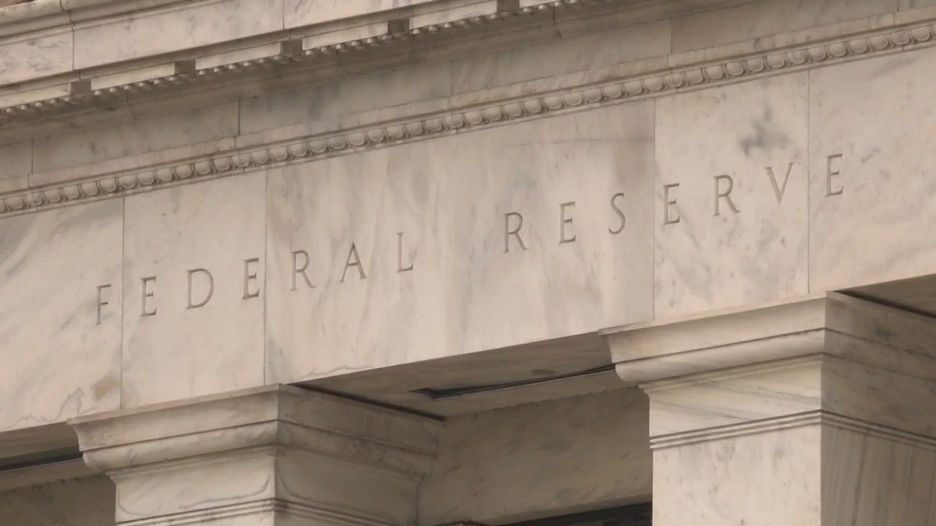 Most experts believe the bank will decide to make a third rate reduction.