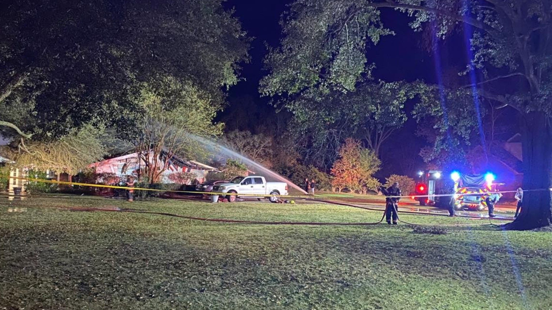 Nurse dies saving paraplegic patient from La. house fire