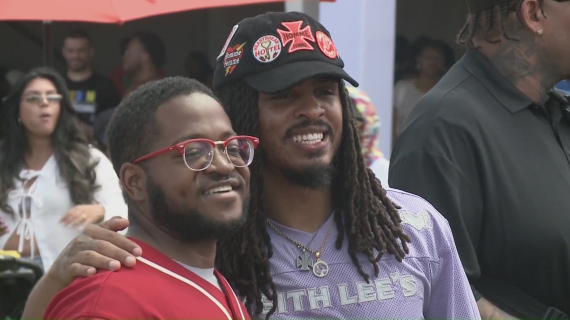 TikTok star Keith Lee draws thousands to New Orleans for inaugural FamiLee Day festival
