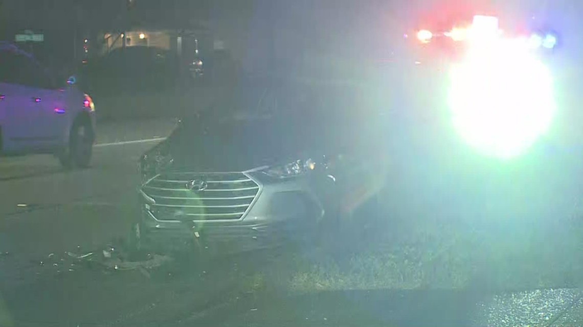 Jpso Police Chase Ends In Crash On Terry Parkway One Suspect Arrested 