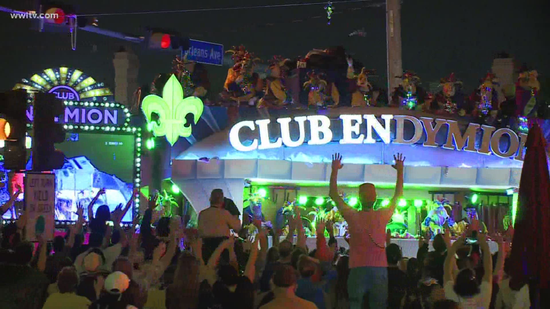 New Orleans city council is trying to find a way to control Mardi Gras crowds in a COVID world.