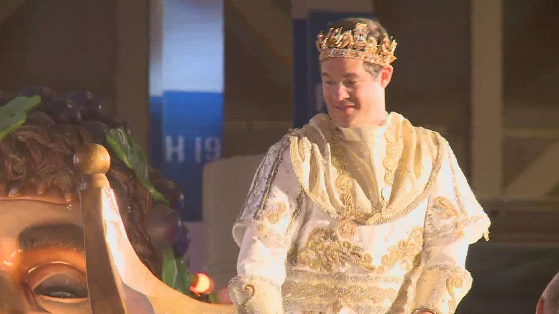 Bacchus King Adam Devine serenades the crowd