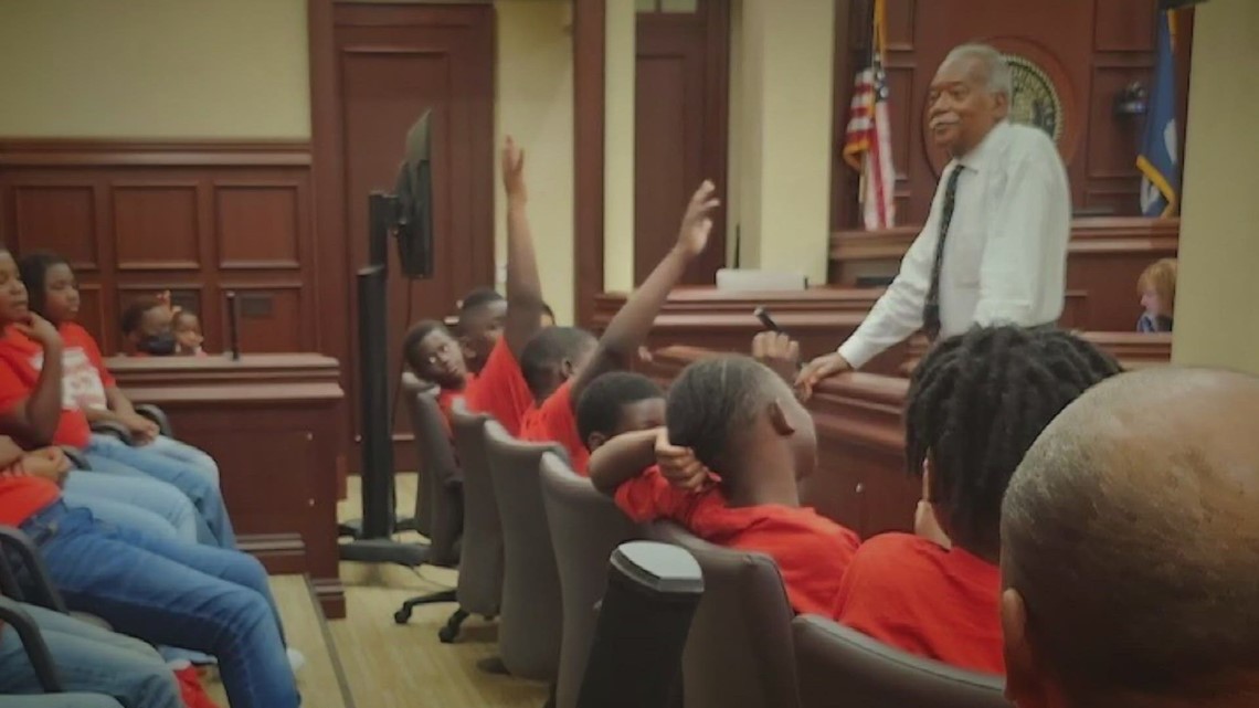 New Orleans Judge kicks off summer camp to help Carrollton kids pursue their dreams - Vimarsana News