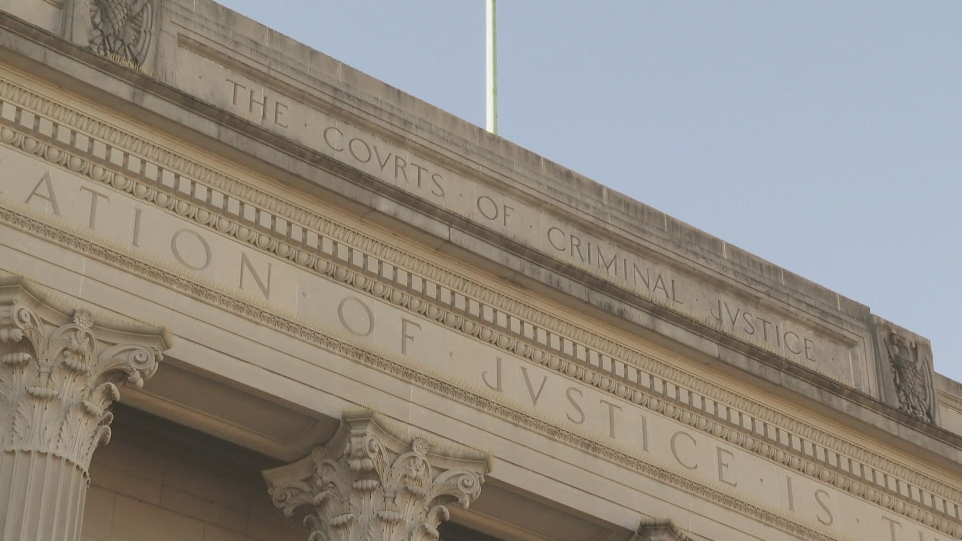 State courts prepare to resume jury trials