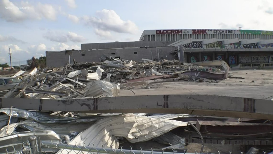 Times-Picayune building begins to come down | wwltv.com