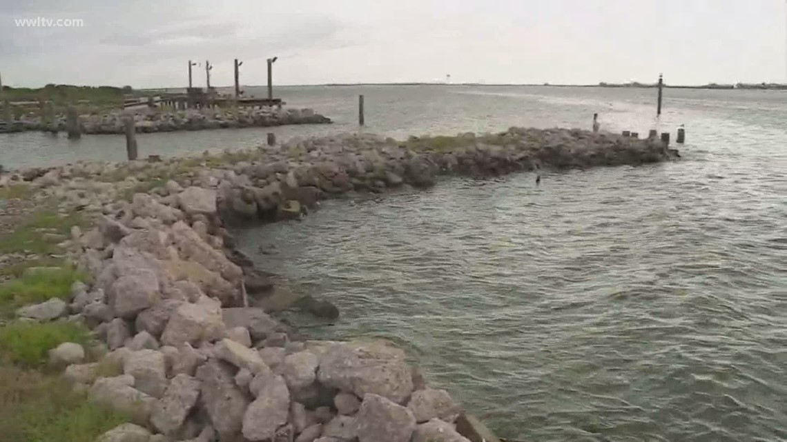 Grand Isle without water, electricity after hurricaneforce winds