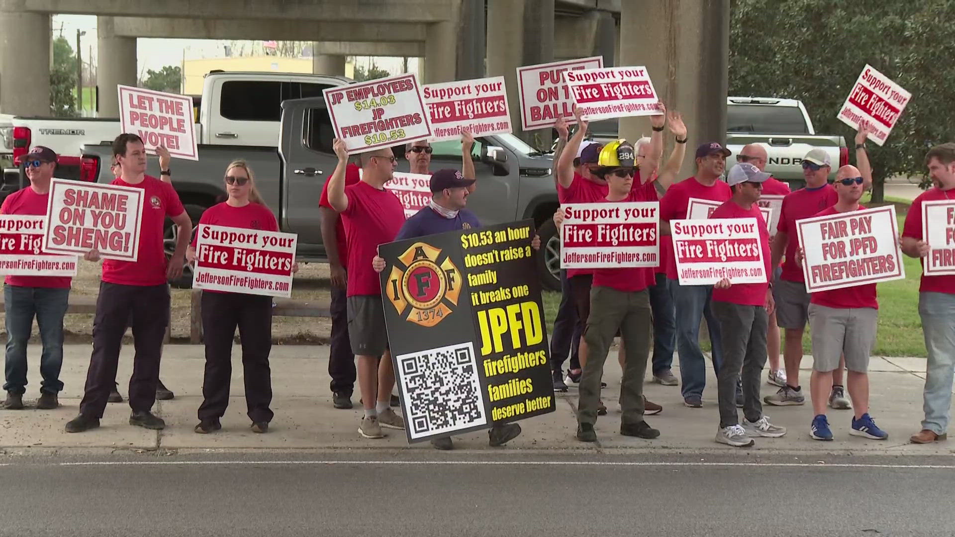 Firefighter Rally Jefferson Parish firefighters rally for pay raise amid legal dispute ...