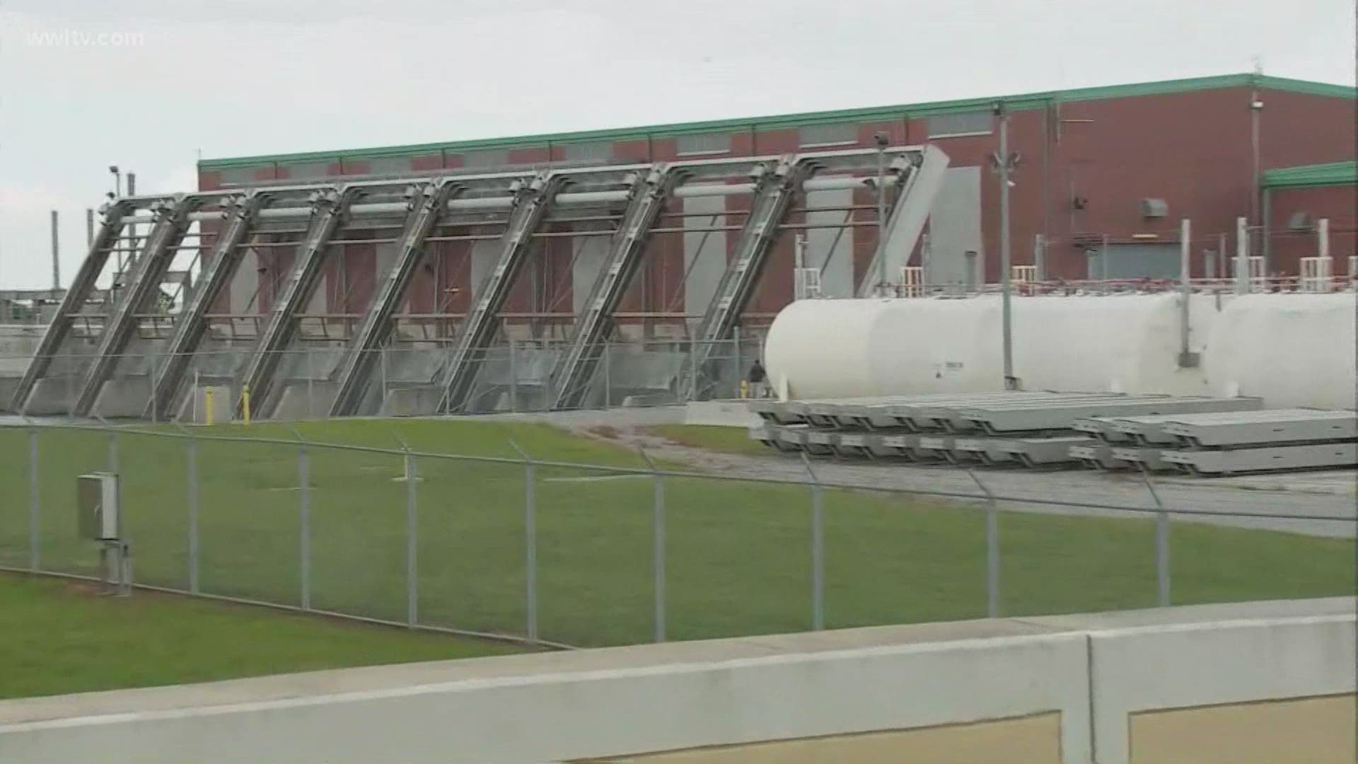 Take a look at the flood gates and how they help control floodwaters in New Orleans.