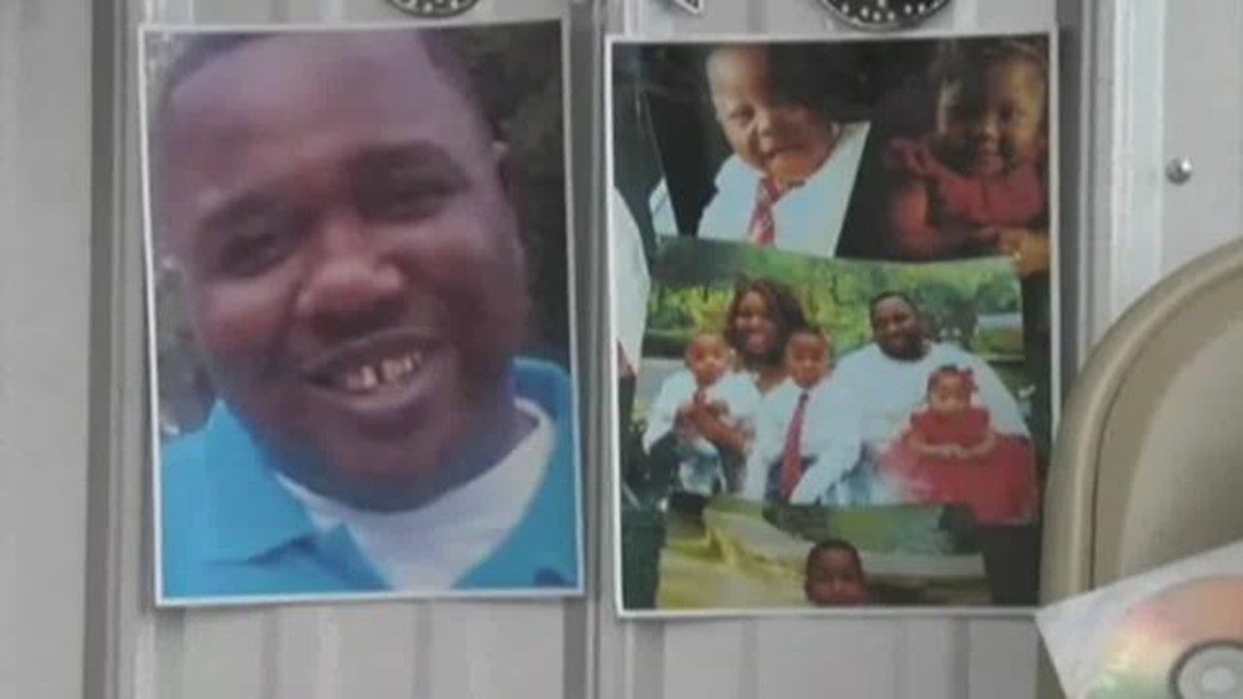 'This is why we kneel' | Social media reacts to Alton Sterling decision ...