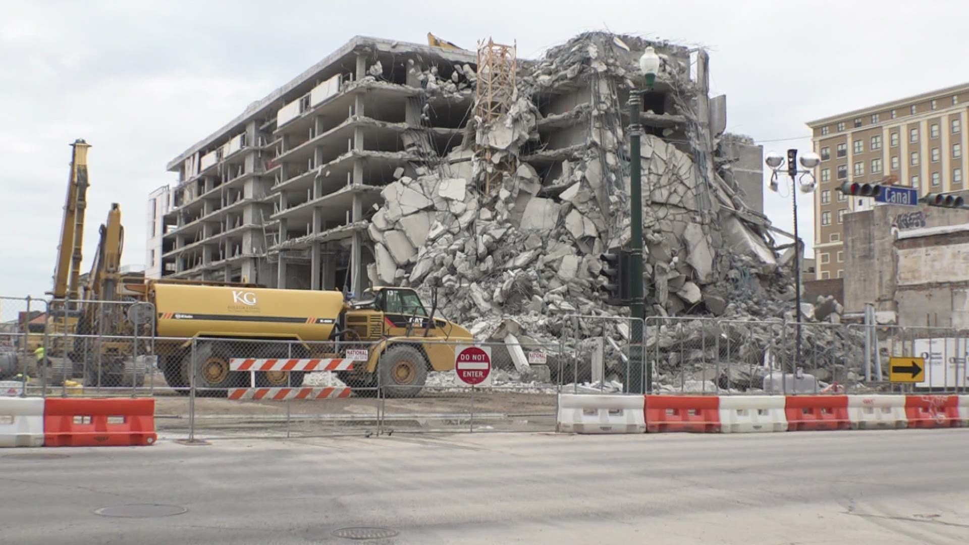 Hard Rock Hotel collapse demolition moving quickly, Canal St. reopening