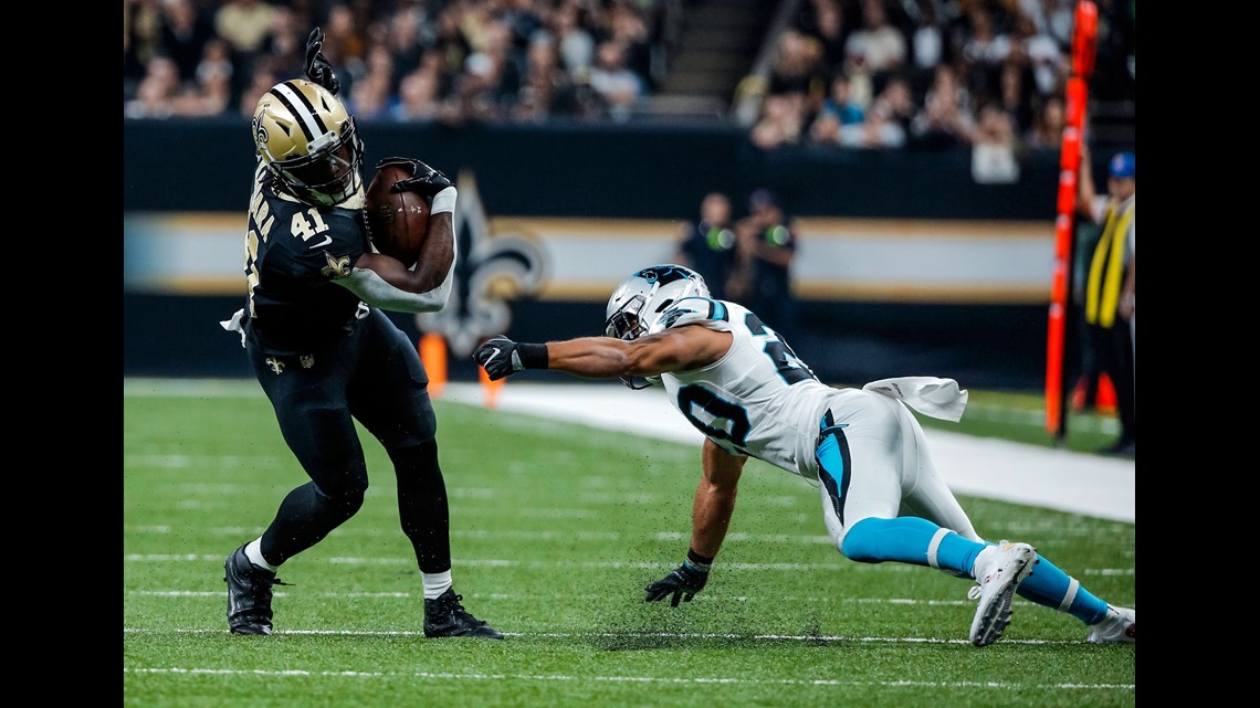 Alvin Kamara wears 'Make Africa Home Again' hat, Kaepernick jersey