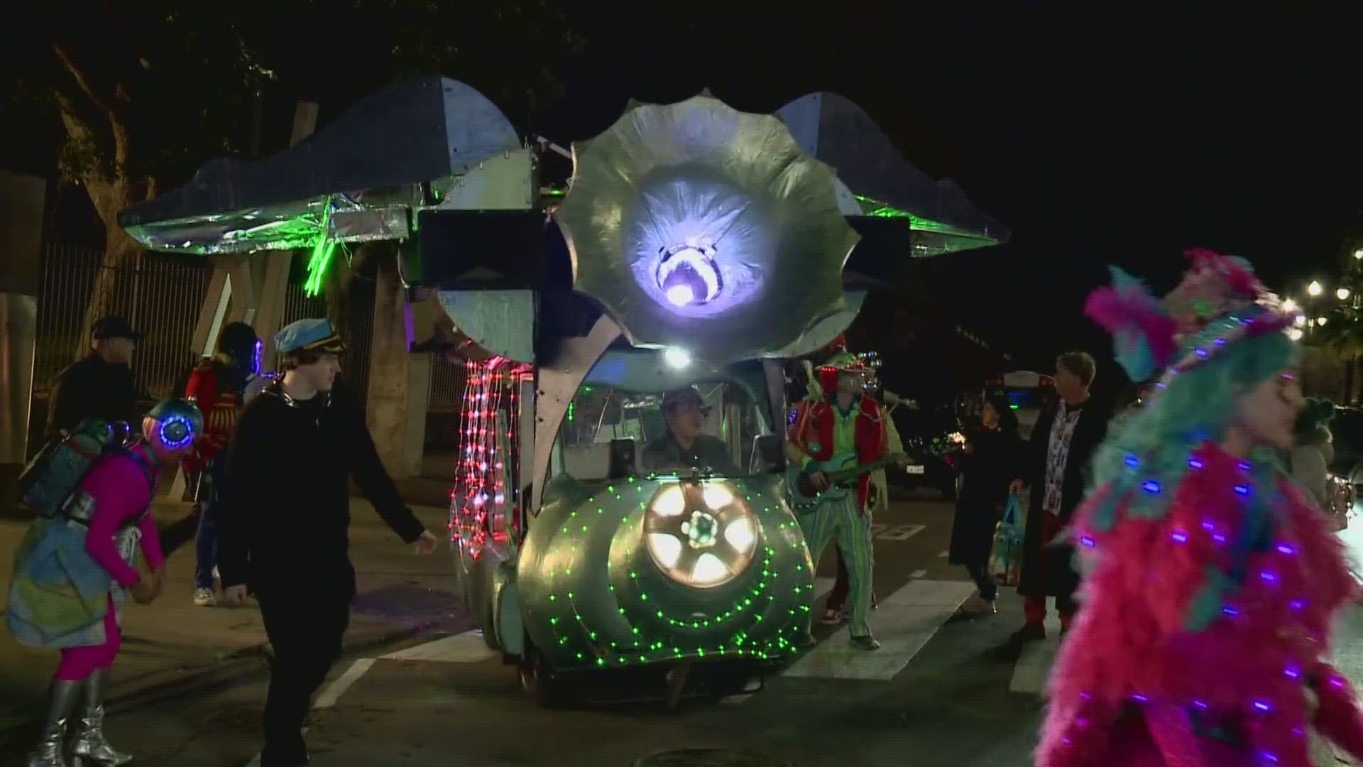 New krewe's debut dodges days of freezing weather