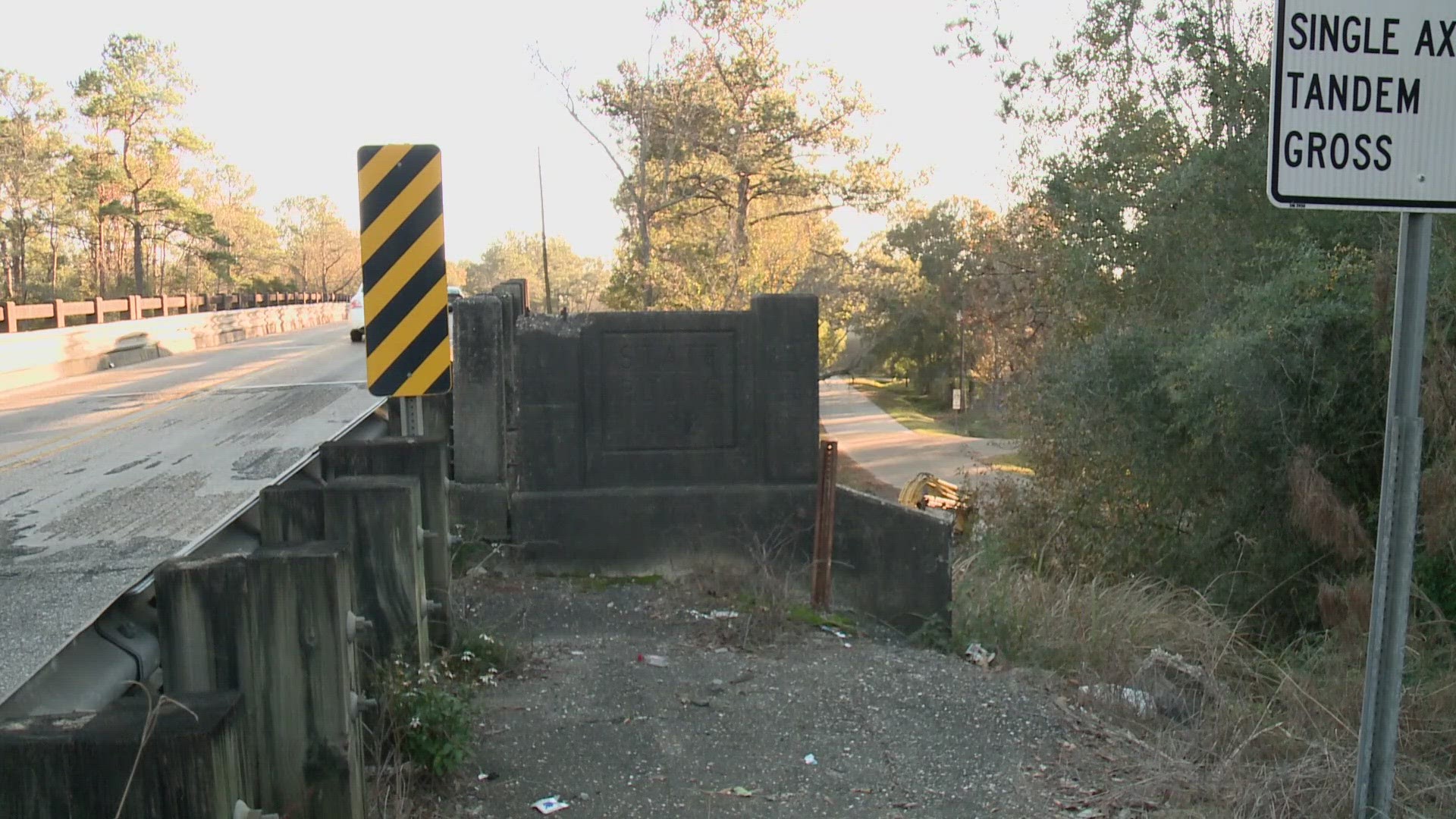 2 people were killed in a crash on a bridge that some consider a problem in Slidell.