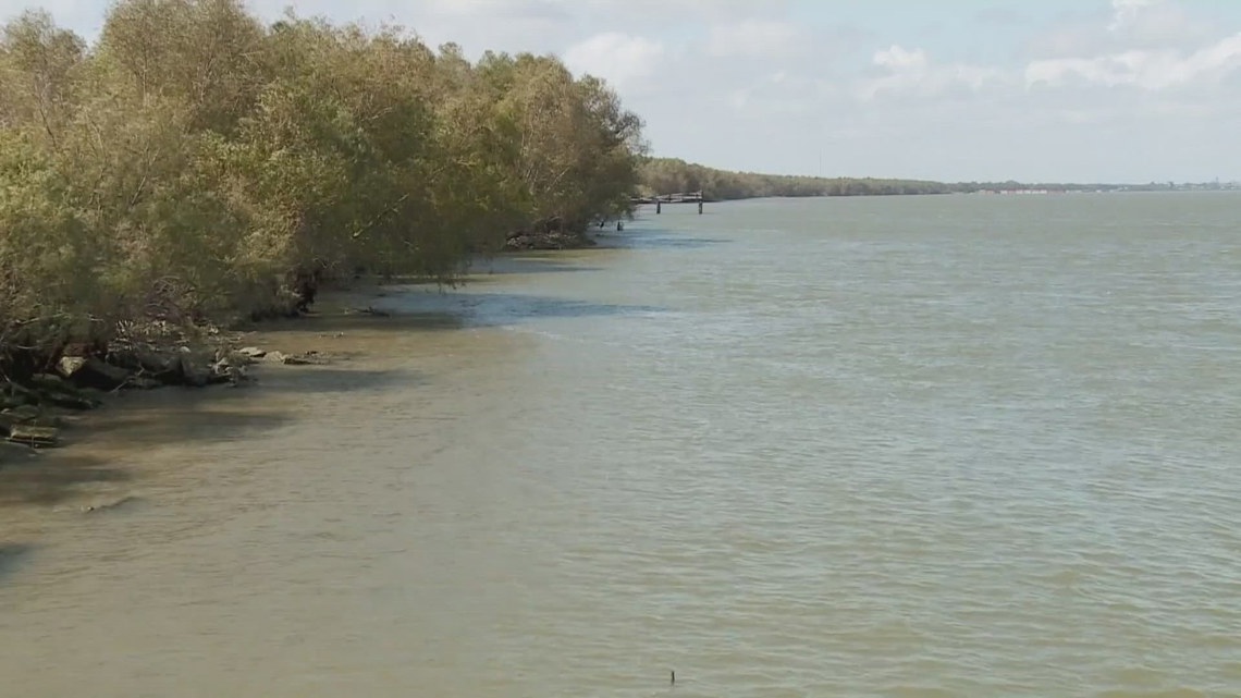 Valenti reveals NOAA project delays threaten Louisiana coast