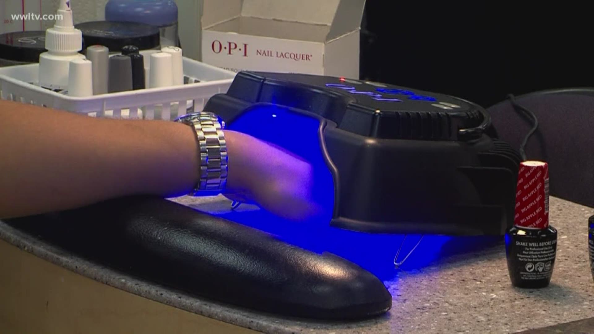 Wrinkle Free Friday: Can UV light to dry nails cause skin cancer? |  