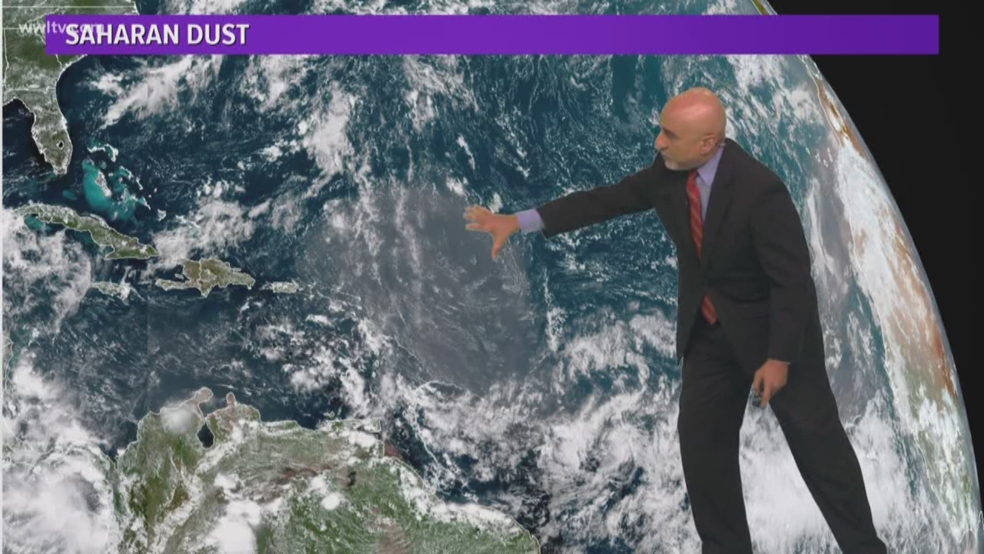 Chief Meteorologist Carl Arredondo and the 5pm Wednesday Tropical Update