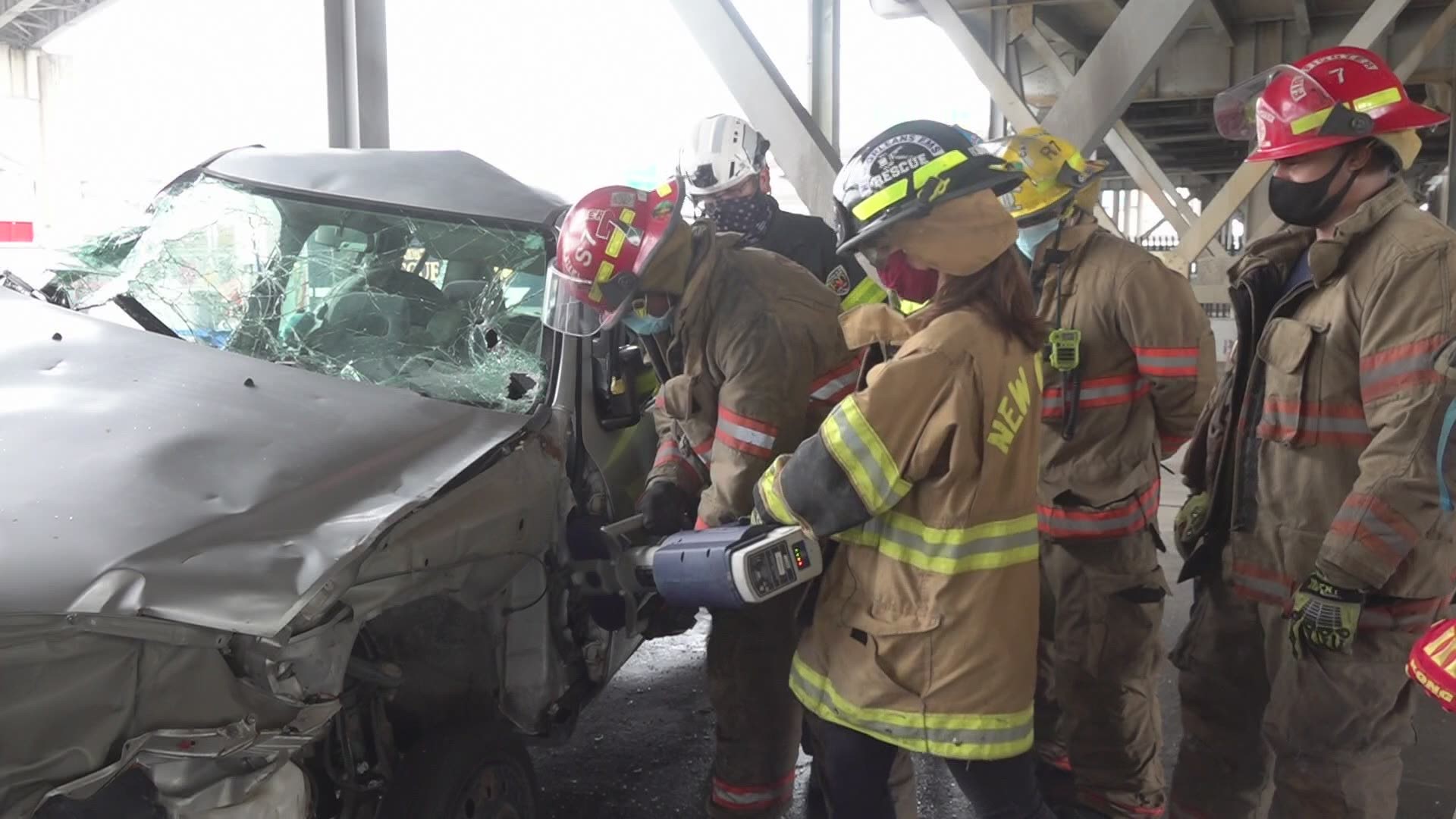 Being trapped in a car after a crash is a very scary thing but emergency responders are practicing ways to help a person escape from the situation.