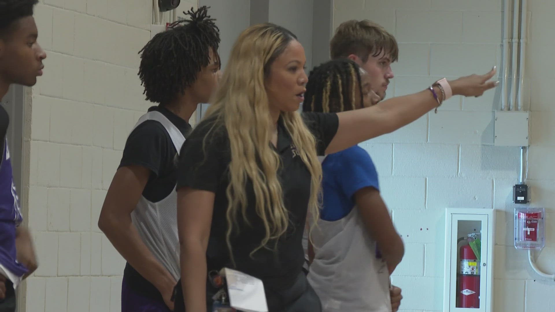 Absolutely where I belong' - Erica Randolph leads Hahnville High's boys  basketball team