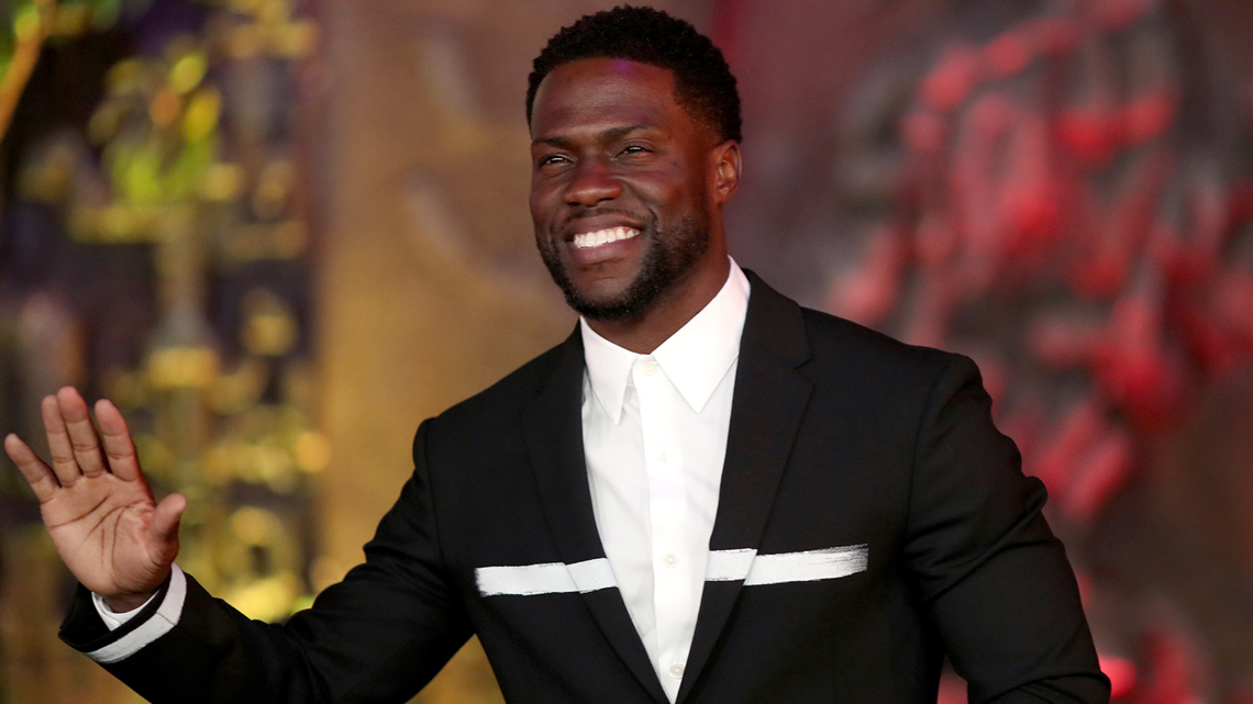 Comedian Kevin Hart awards scholarships to 3 Xavier students