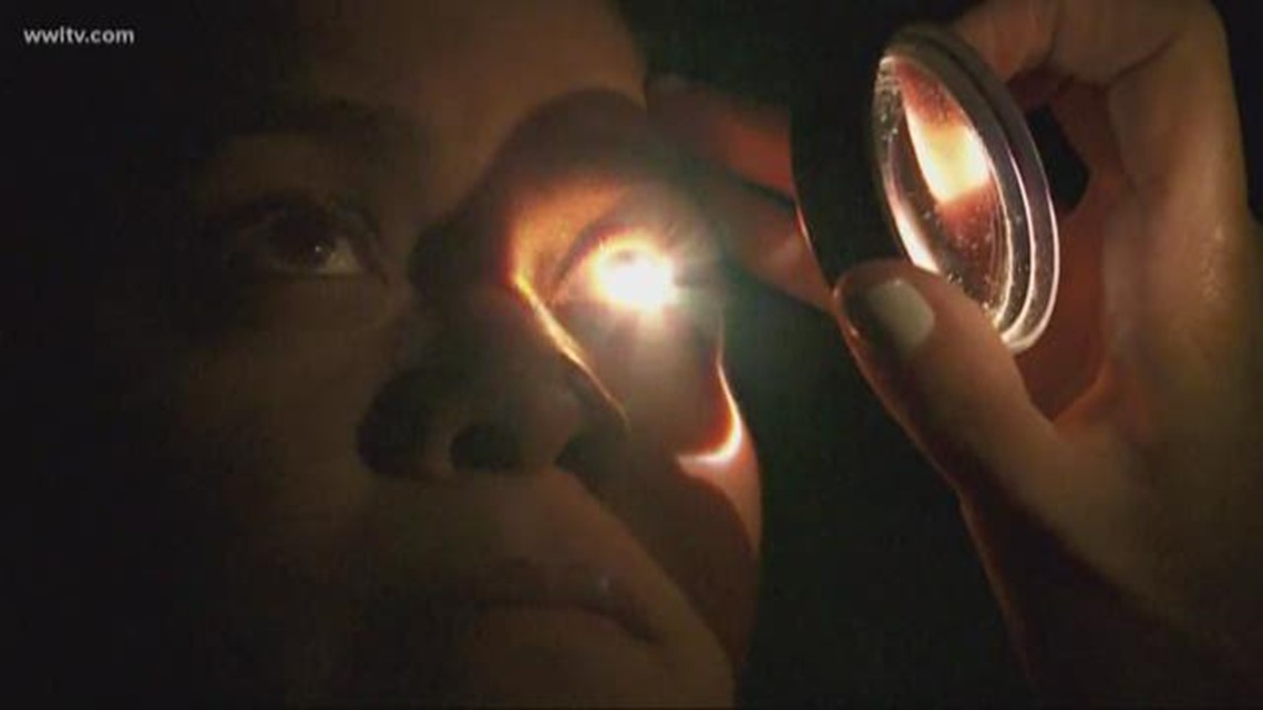 Doctors say eye damage linked to blue light exposure