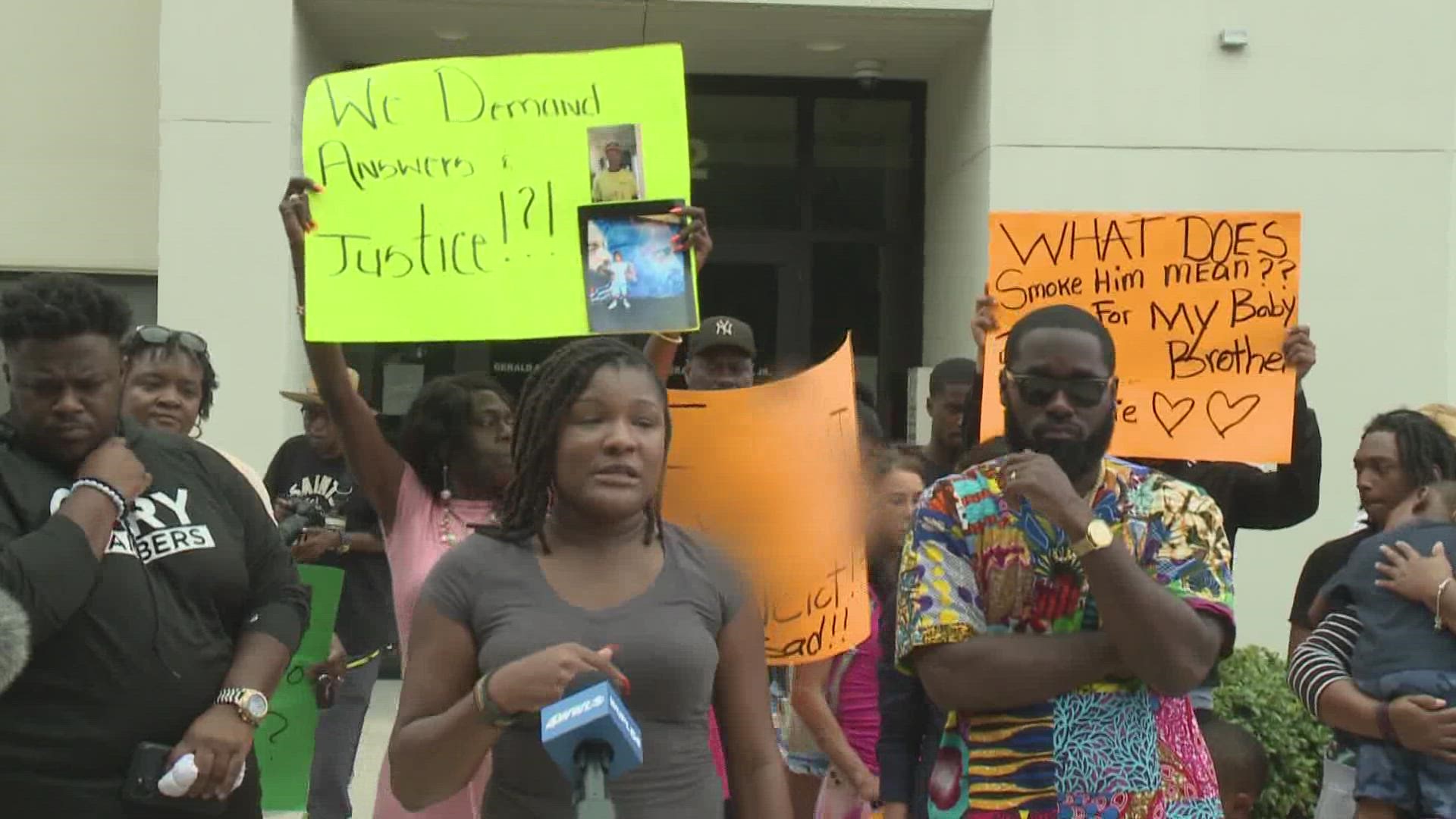 Family members and attorneys of Reginald Hamilton are calling for the Plaquemine Parish Sheriff's Office to tell the truth.